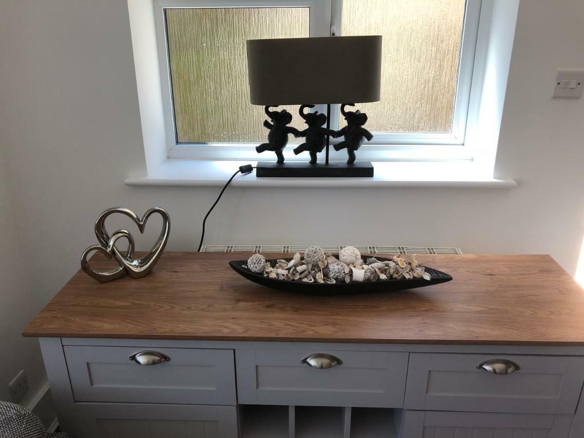 Bournemouth Hot Tub & Sauna Holiday Let Exteriör bild