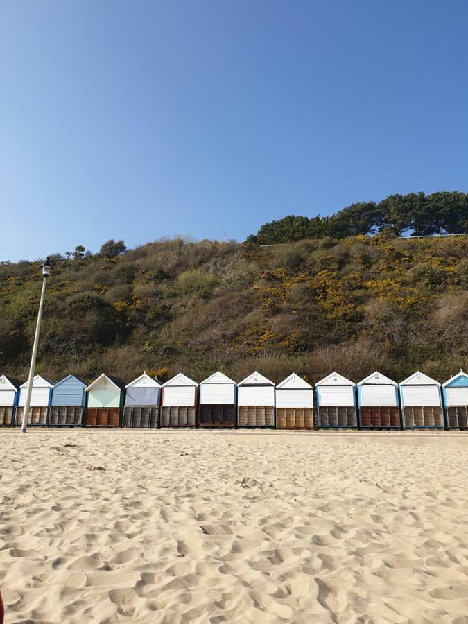 Bournemouth Hot Tub & Sauna Holiday Let Exteriör bild