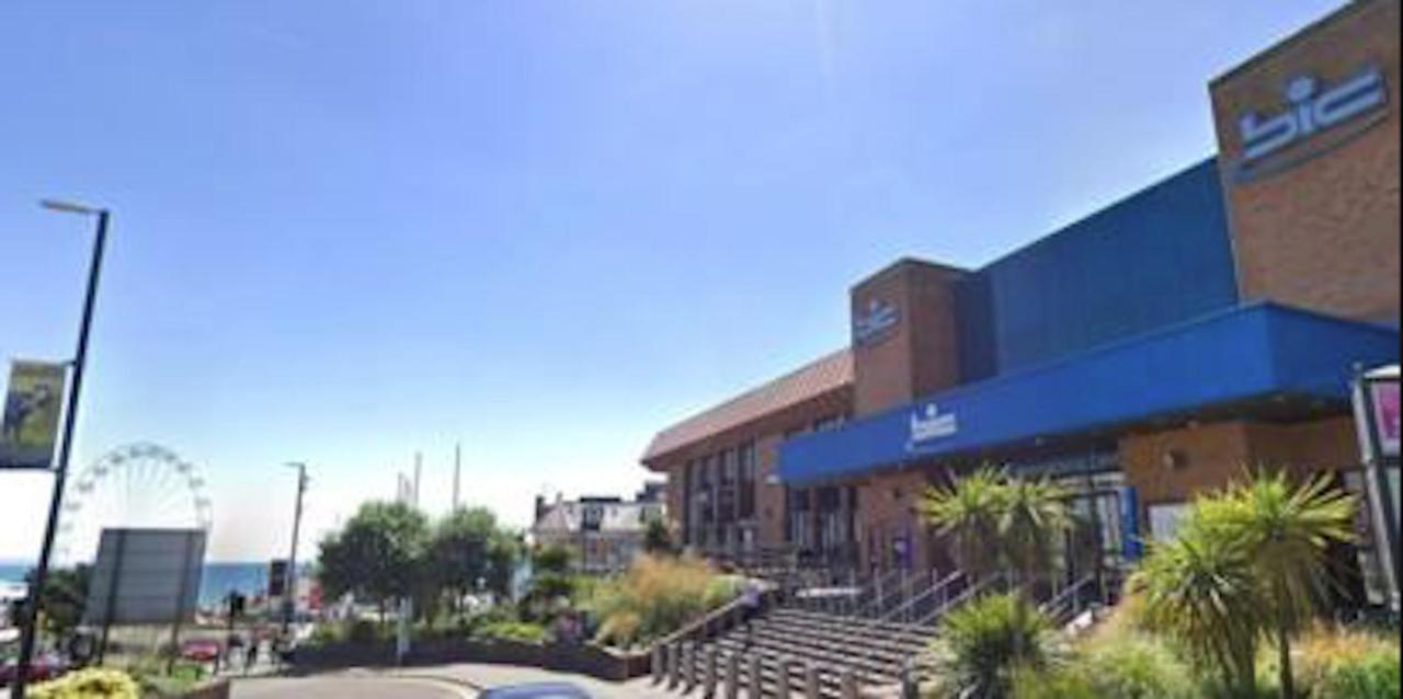 Bournemouth Hot Tub & Sauna Holiday Let Exteriör bild